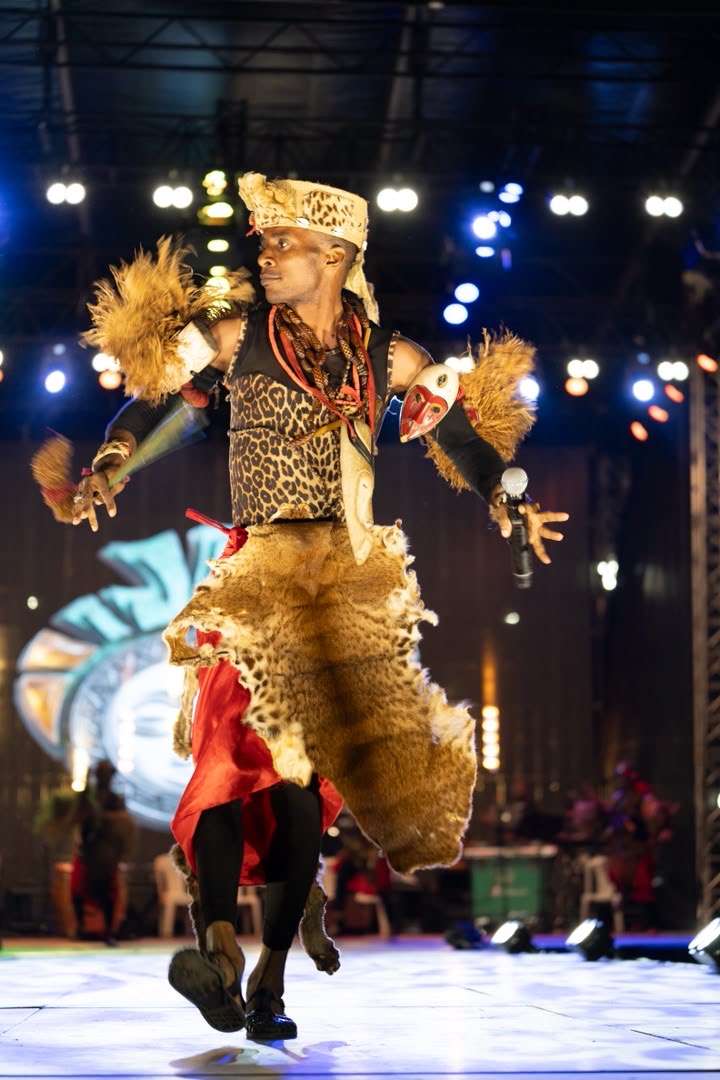 Le mouvement et le costume